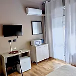 Catania Holiday Home 3*