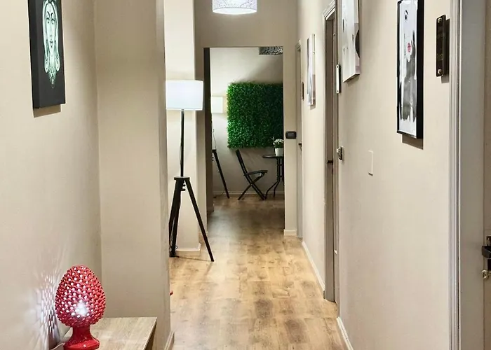 Catania Holiday Home Oda ve Kahvaltı Katanya
